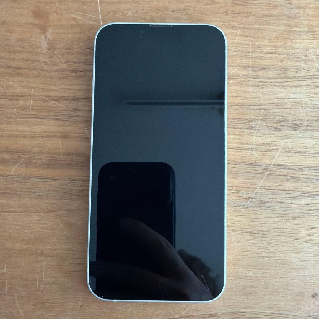 Apple iPhone 13 256GB ホワイト 箱　充電器付き