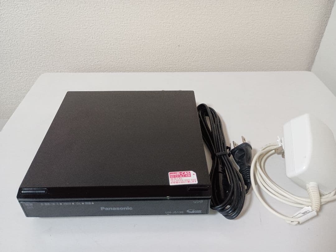 まこ　Panasonic ポータブルテレビ UN-JD15T3