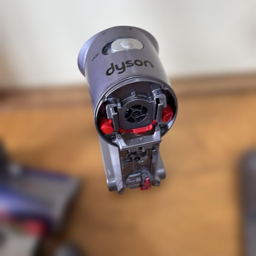 Dyson V8 Slim Fluffy ジャンク