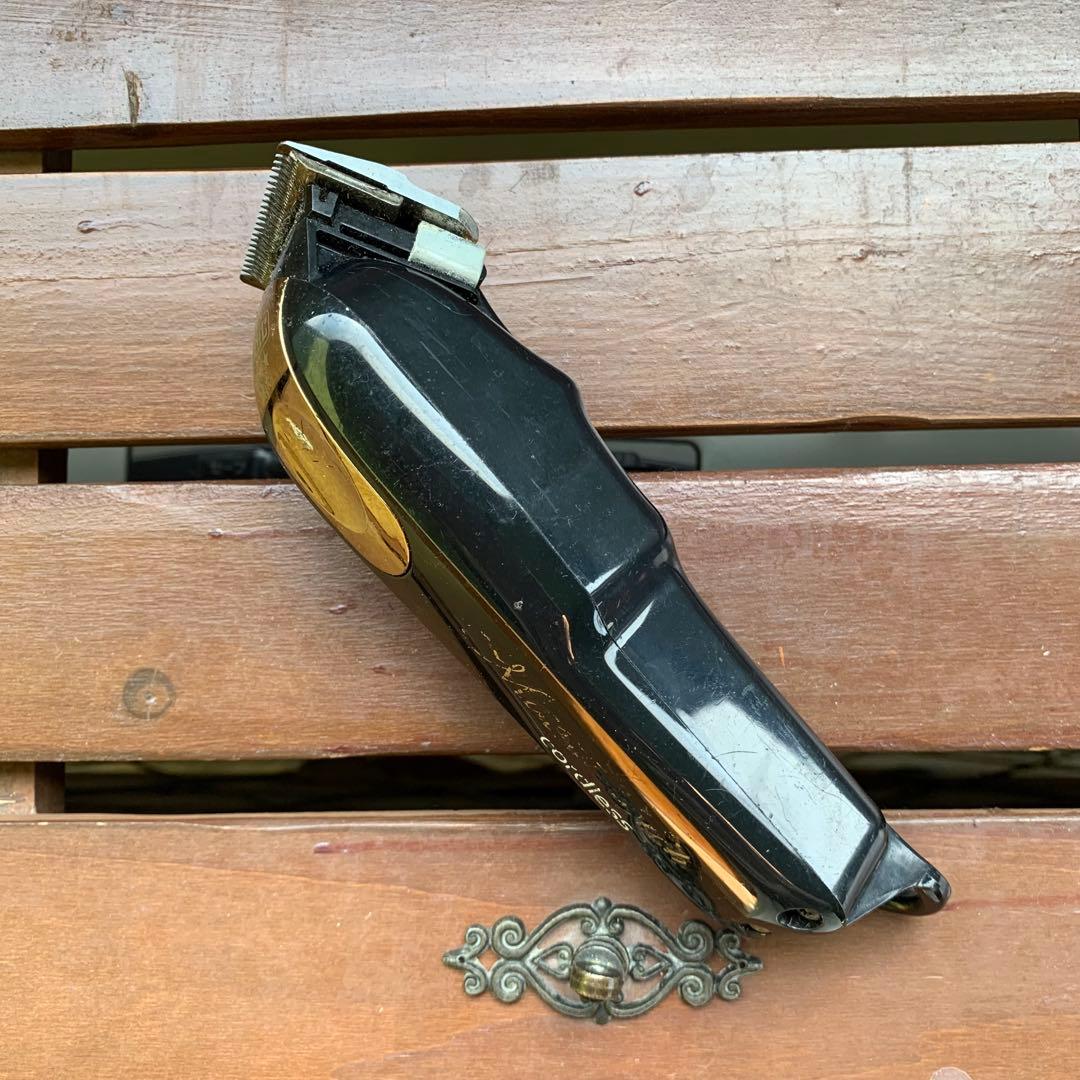 WAHL（ウォール）本体＋充電器Magic Clip Cordless
