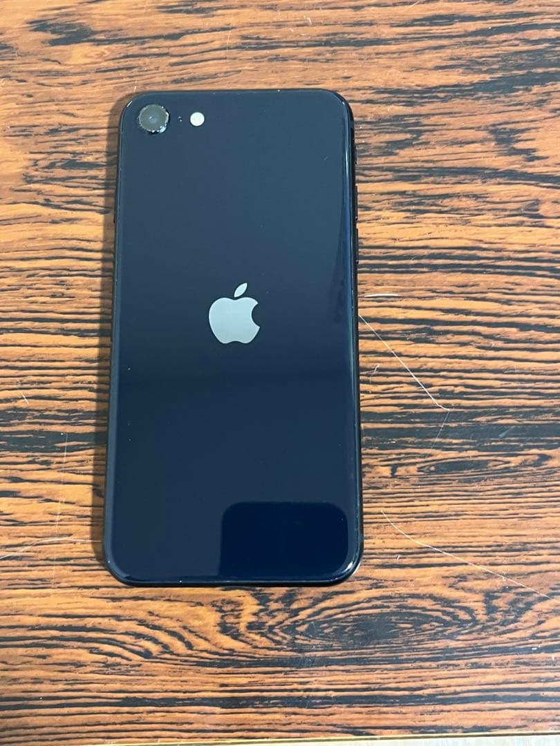 iPhone SE (第3世代) ミッドナイト 64GB SIMフリー
