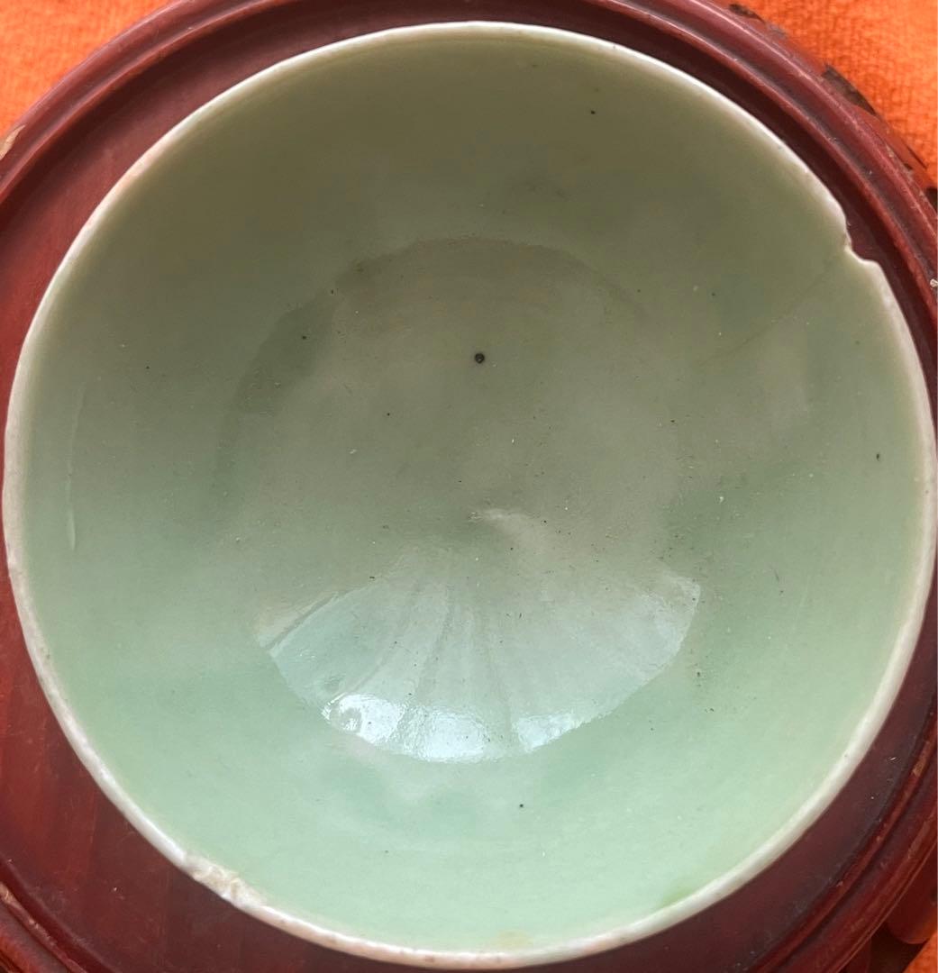 古い青磁 古美術　中国の龍泉窯茶碗