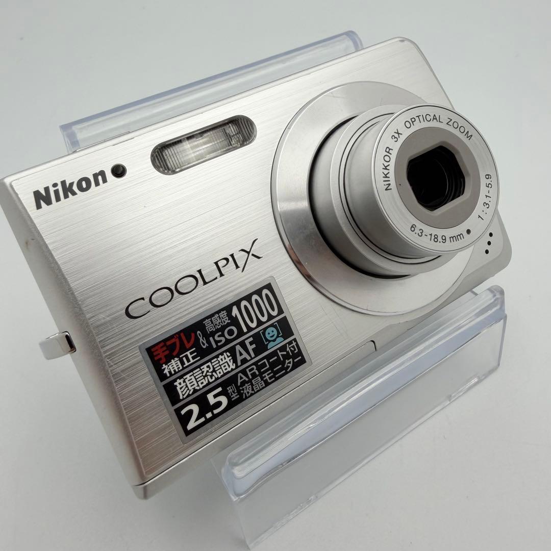 【スマホ転送OK】Nikon COOLPIX S200 コンデジ シルバー