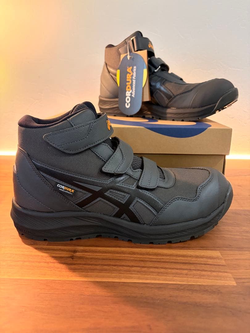 安全靴ウィンジョブCP216 TOUGH 3E 限定グラファイトグレー×ブラック