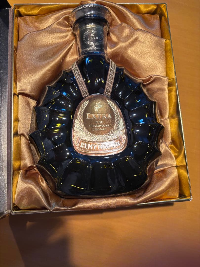 REMY MARTIN EXTRA コニャック ギフトボックス入り