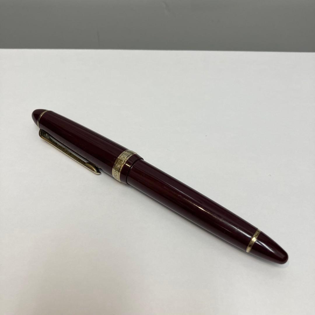 ワインレッド 万年筆 金ペン先14K◇