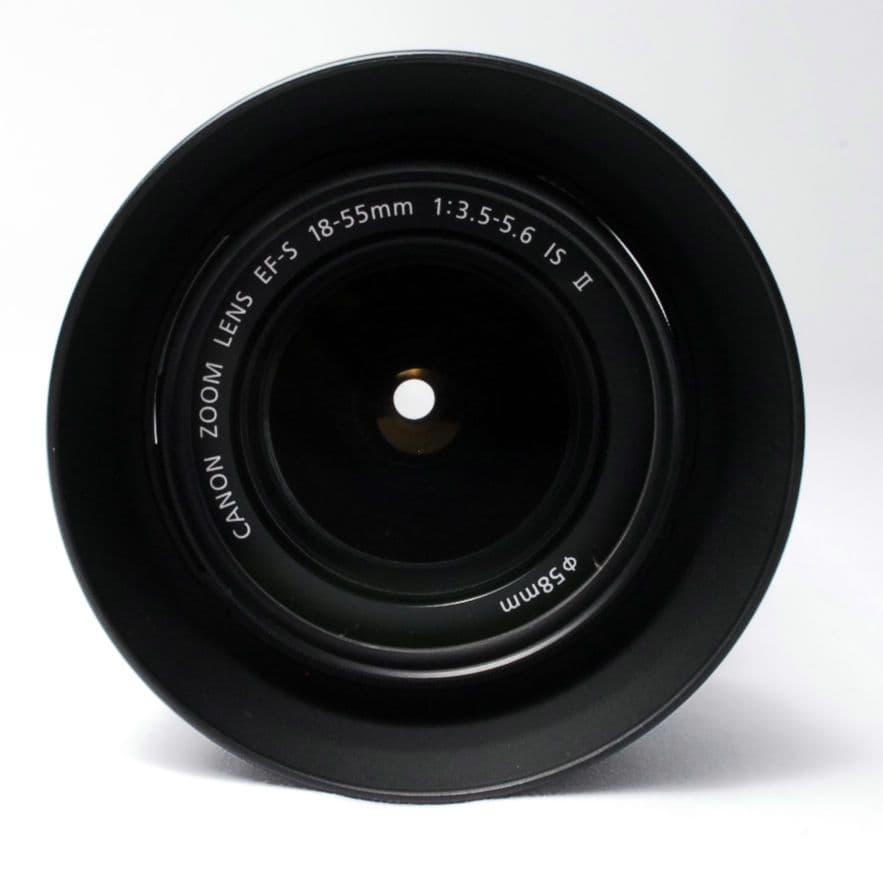 ②C Canon EOS Kiss x4 標準レンズセット フード付き