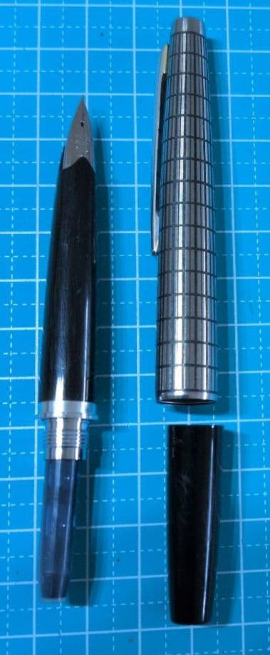 PILOT Elite エリート 格子柄 18K EF 万年筆