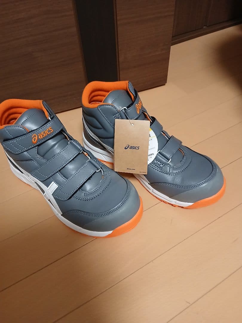 【新品タグ付き】asics WINJOB CP302 27cm