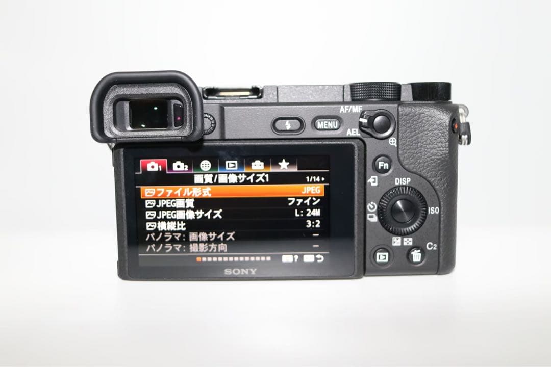☆美品【SONY】α4000 + E 16-50mm + 55-210mm