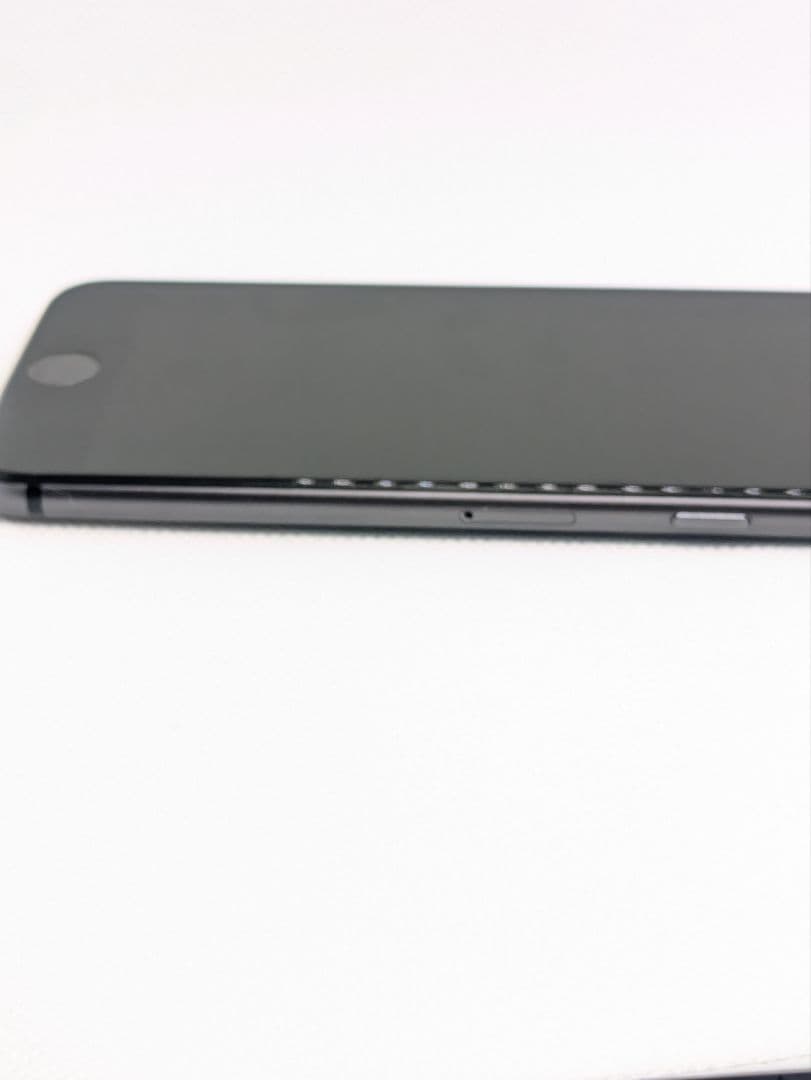 【整備済/即発送】iPhone 8 64GB スペースグレイ SIMフリー