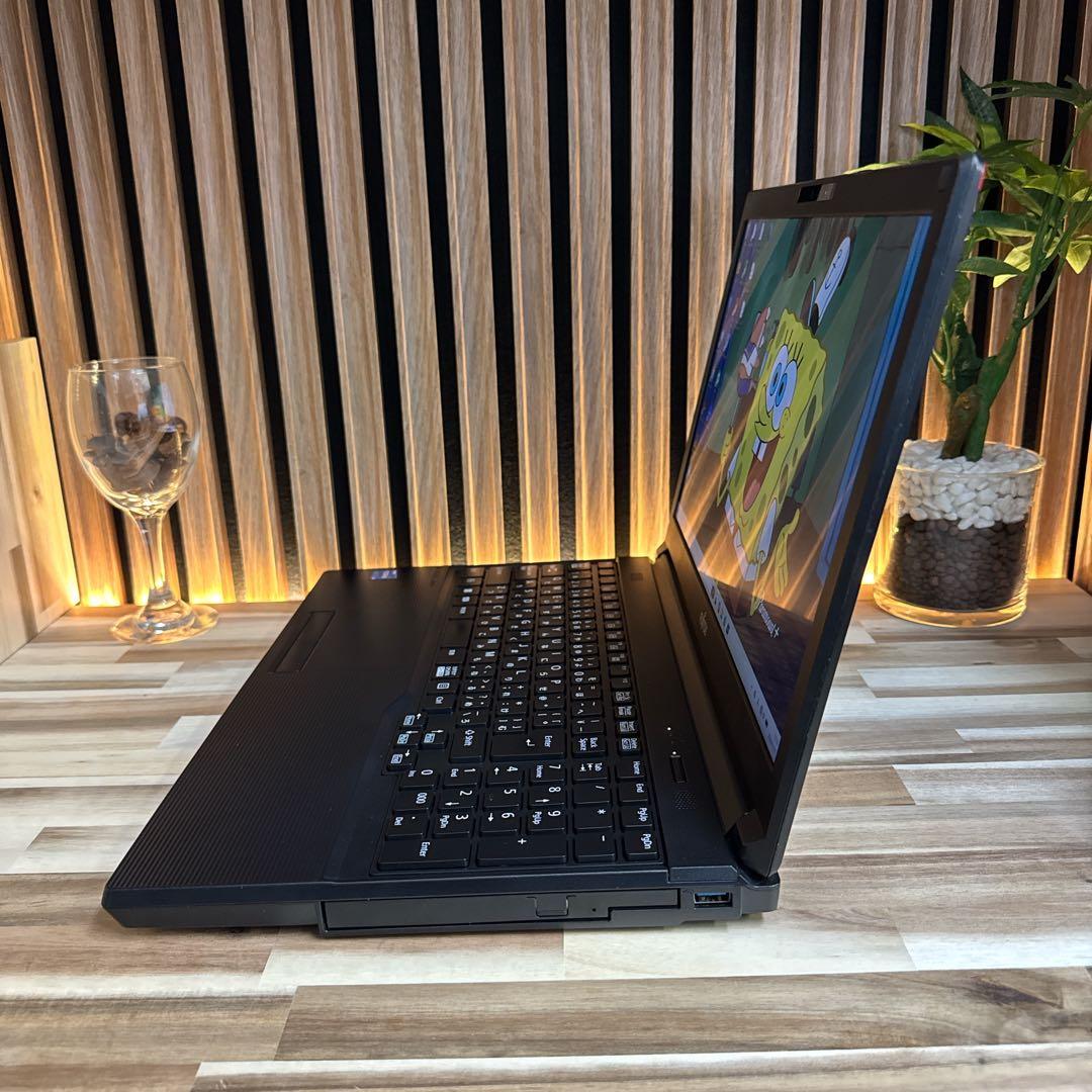 新型2022年式‼️LIFEBOOK☘️15.6インチ☘️第12世代☘️ノートパソコン