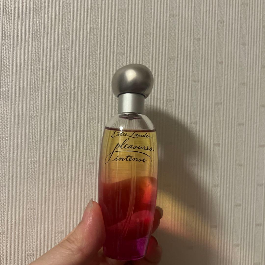 エスティーローダーpleasures intenses 30ml プレシャス