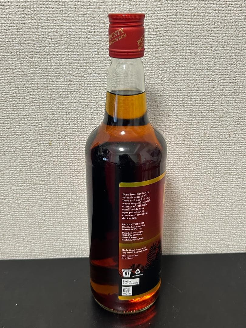 [新品未開封・希少] フィジー Bounty プレミアムダークラム 750mL