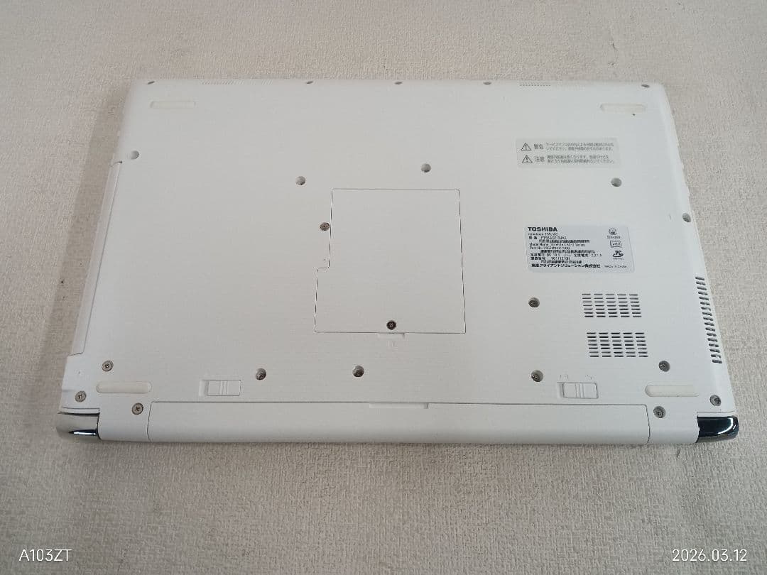 ︙dynabook PT55AGP-BJA2 キズ 16GB ストレージ無