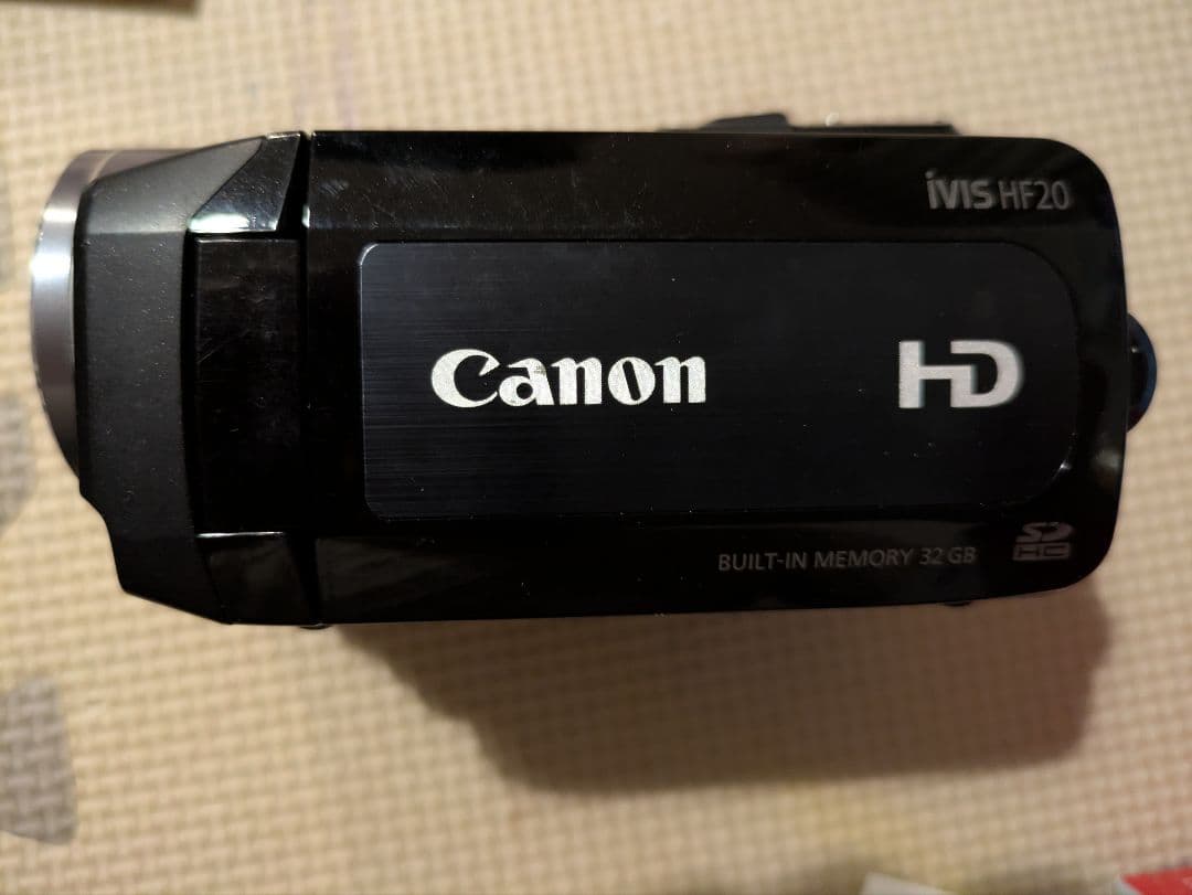 Canon iVIS HF20 ビデオカメラ 本体 元箱一式