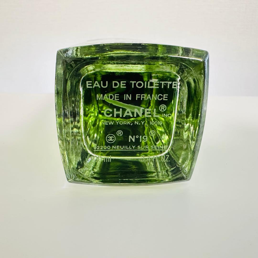 新品未使用 CHANEL シャネル no.19 オードトワレ 100ml 香水