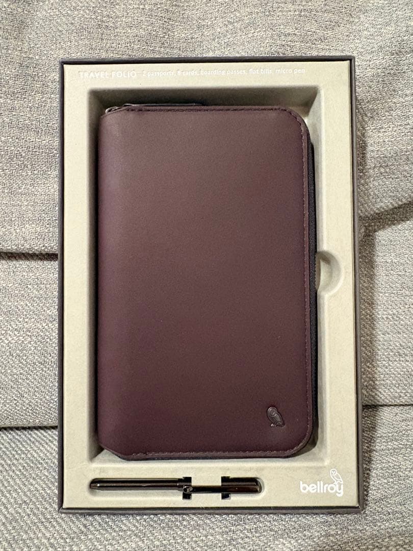 パスポートケース　bellroy トラベルウォレット