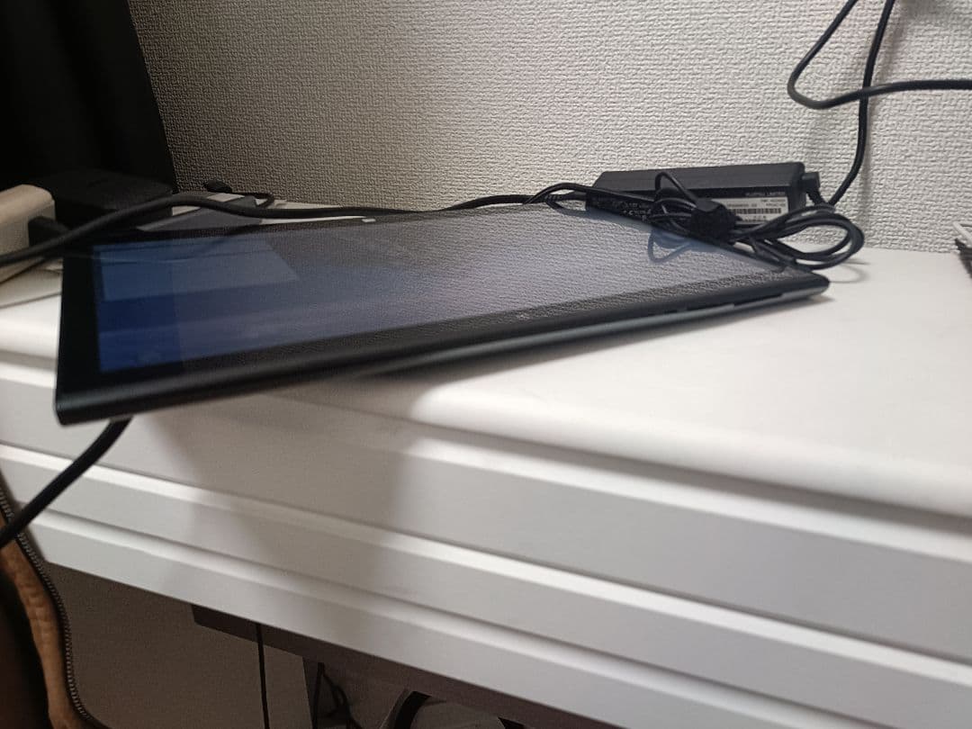 FUJITSU 13.3型タブレットPC (Q775/K) 3