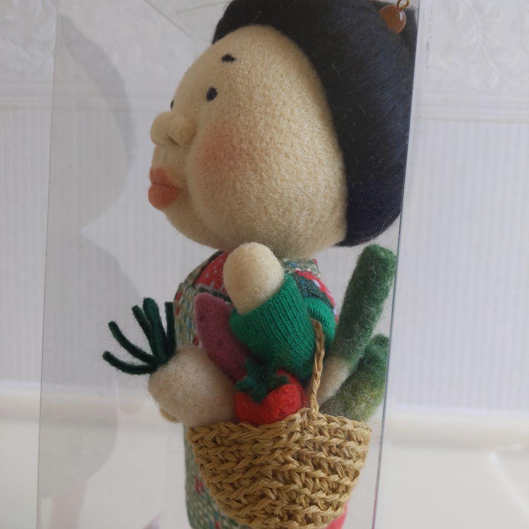 レア　人気作家　サッタペッタさん　羊毛フェルト 人形　おばちゃん　ぬいぐるみ