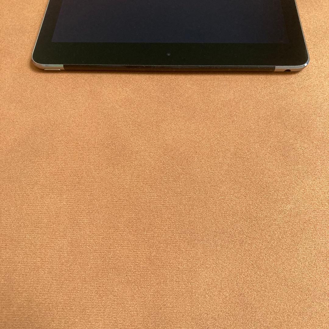 53【早い者勝ち】美品☆電池最良好☆iPadAir2第2世代16GB au☆