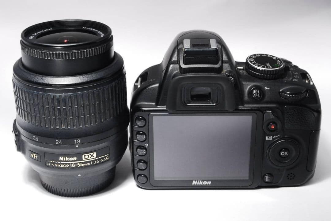 【決算セール】 Nikon D3100 AF-Sレンズ付 すぐ撮れる入門セット