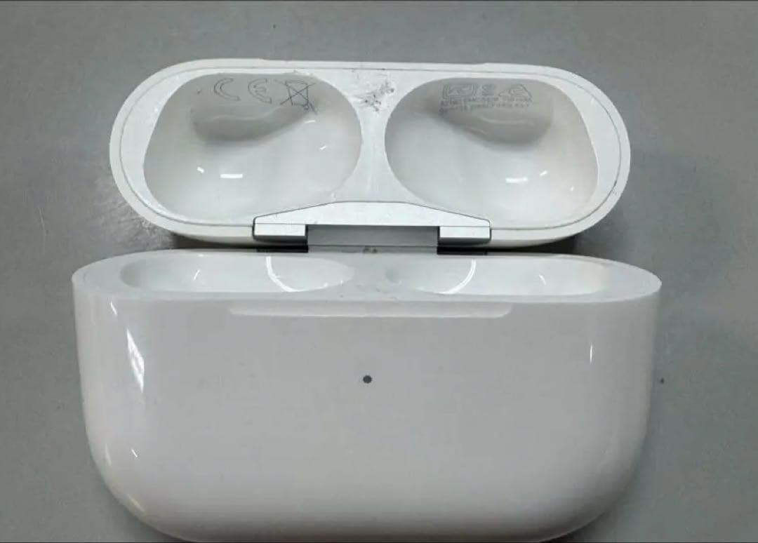 AirPods Pro 本体 シリコンイヤーチップ付き