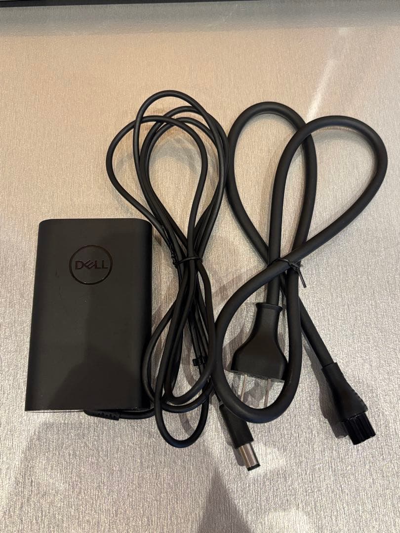 【極美品 使用時間僅少】 DELL Latitude5500 I7 32gb