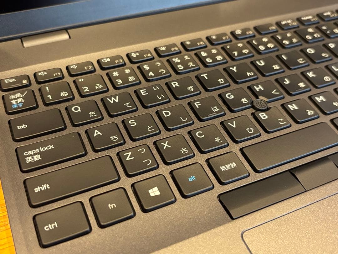 【極美品 使用時間僅少】 DELL Latitude5500 I7 32gb
