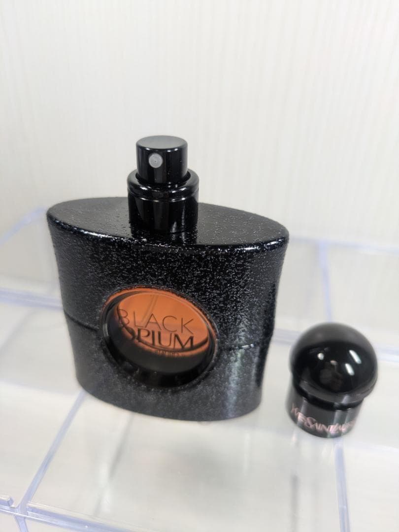 イヴサンローラン　ブラック　オピウム　オードパルファム　30ml　②