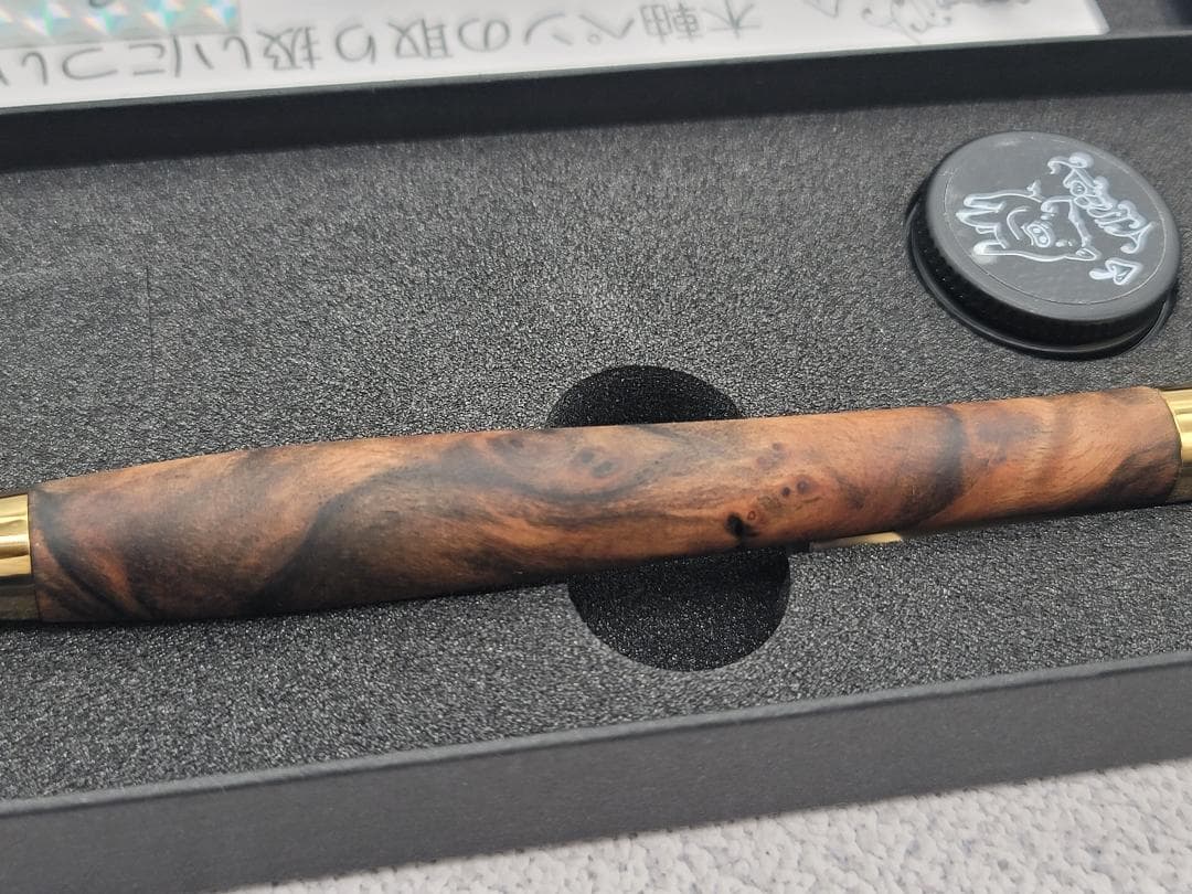 新品　こぶた工房　神代楠　金金具　ボールペン