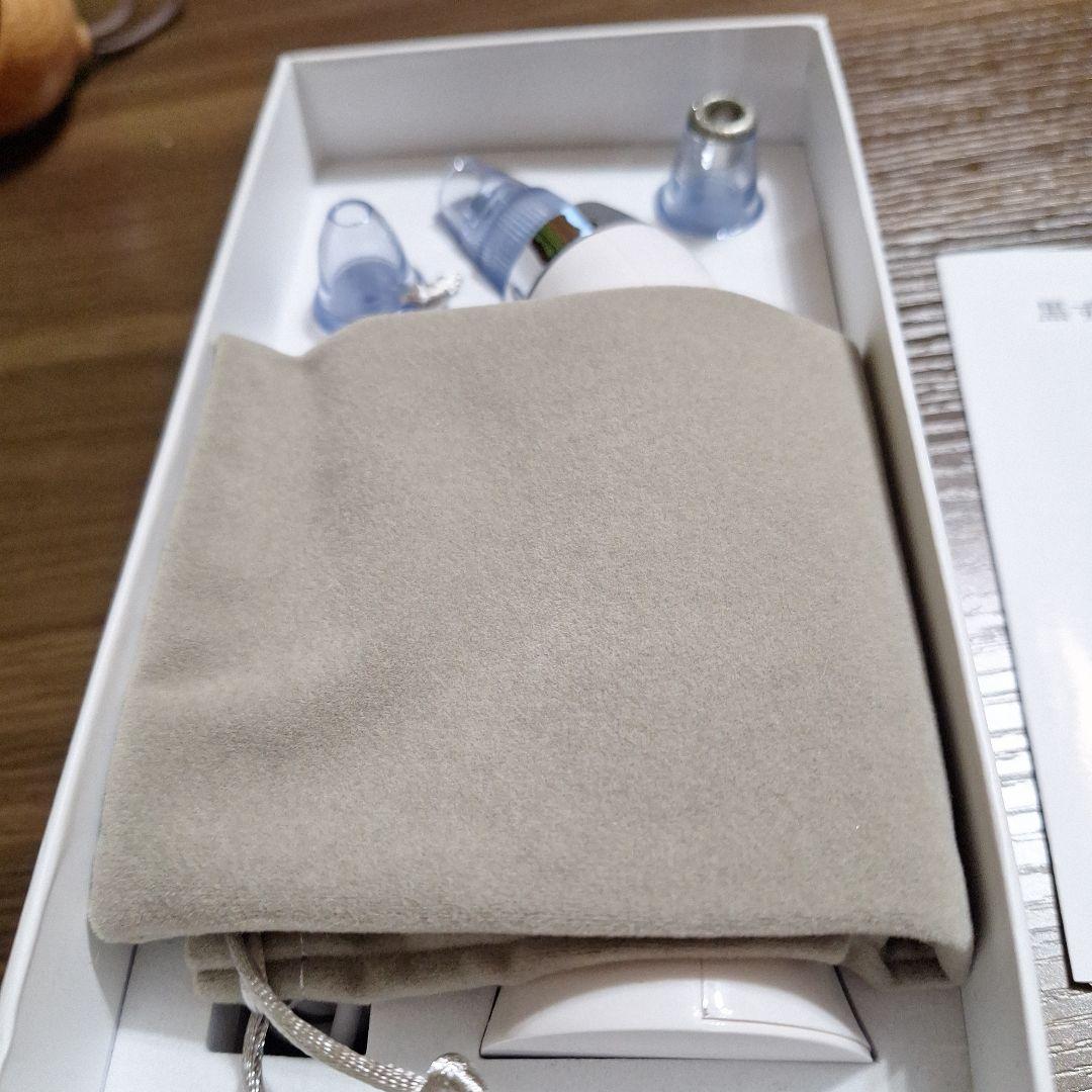 黒ズミ吸出美顔器