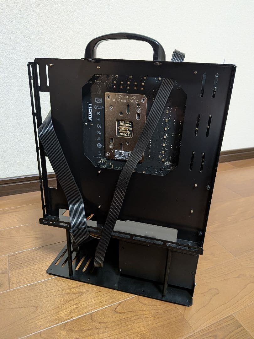 ほぼ新品 ryzen5 8600G RAM32GB m.2SSD1TB