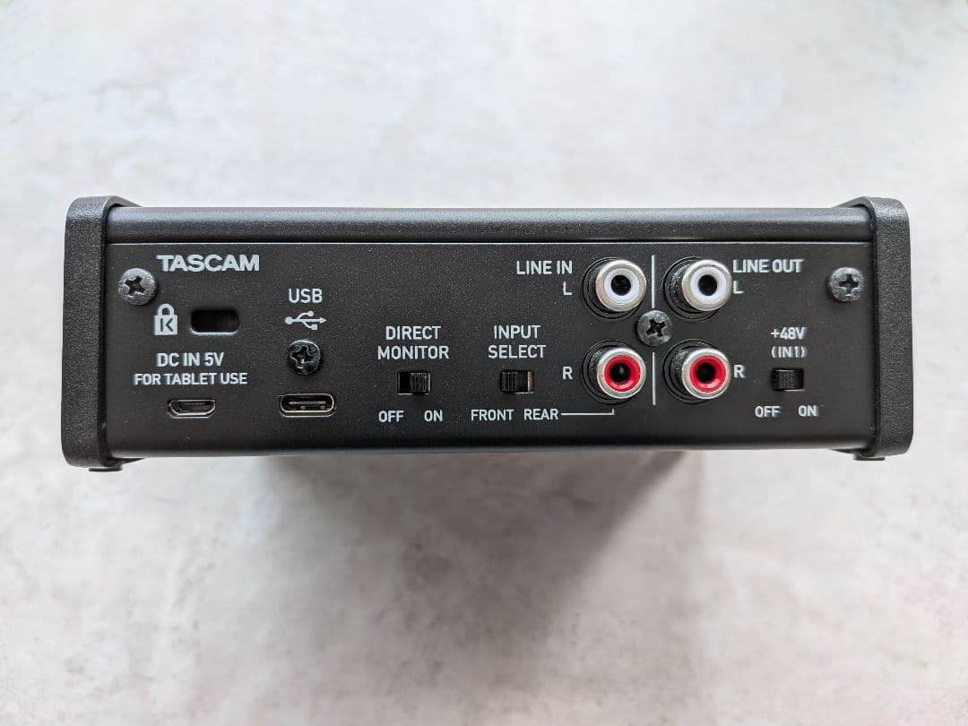 TASCAM US-1X2HR オーディオインターフェース