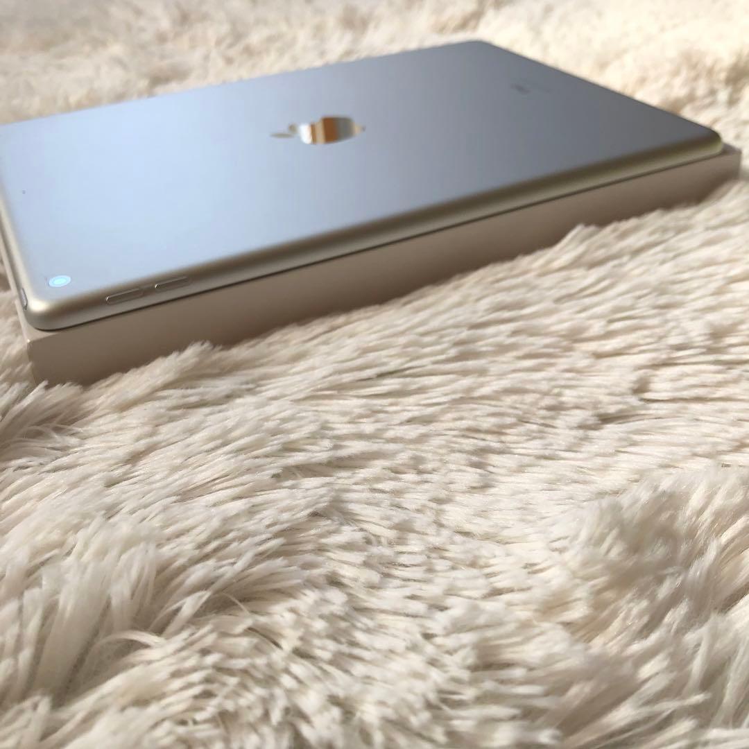 【完動品】iPad 第9世代 256GB Wi-Fi 【すぐ発送】
