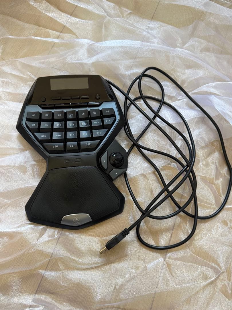 Logicool G13 ゲームボード 左手デバイス USB 動作確認済み