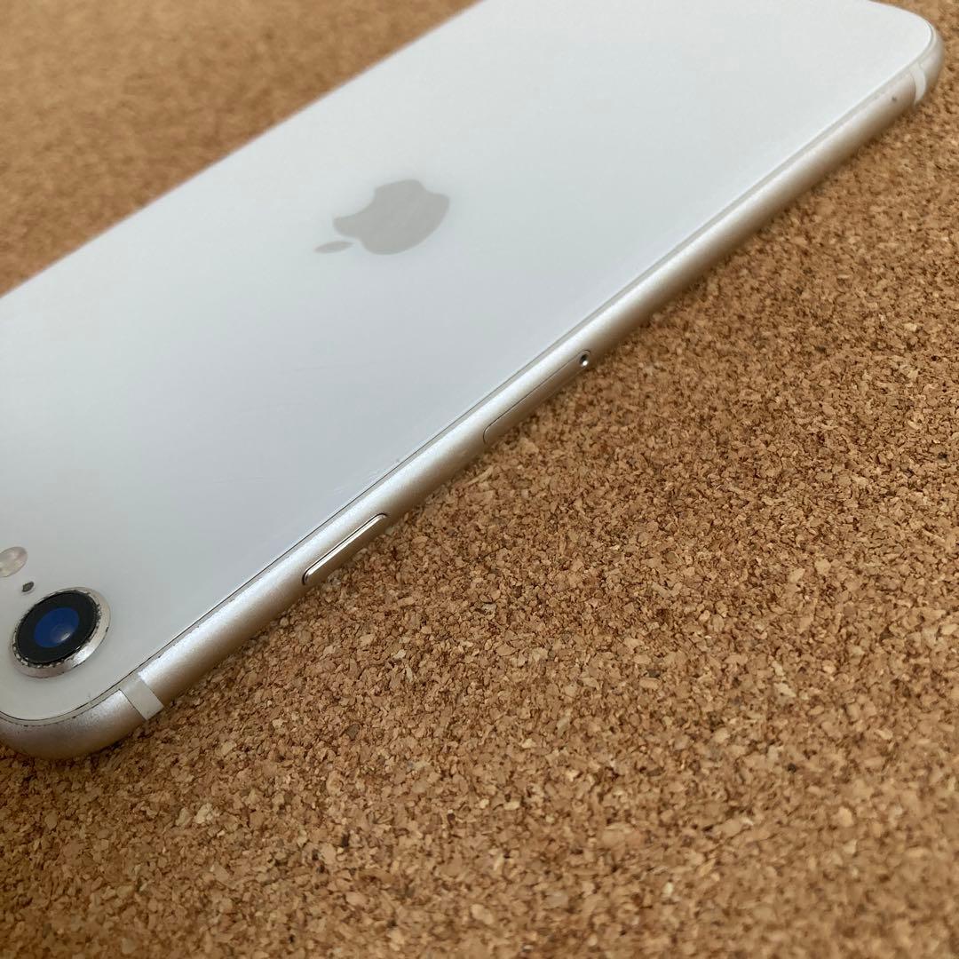 4183【早い者勝ち】電池新品☆iPhoneSE3 64GB SIMフリー☆