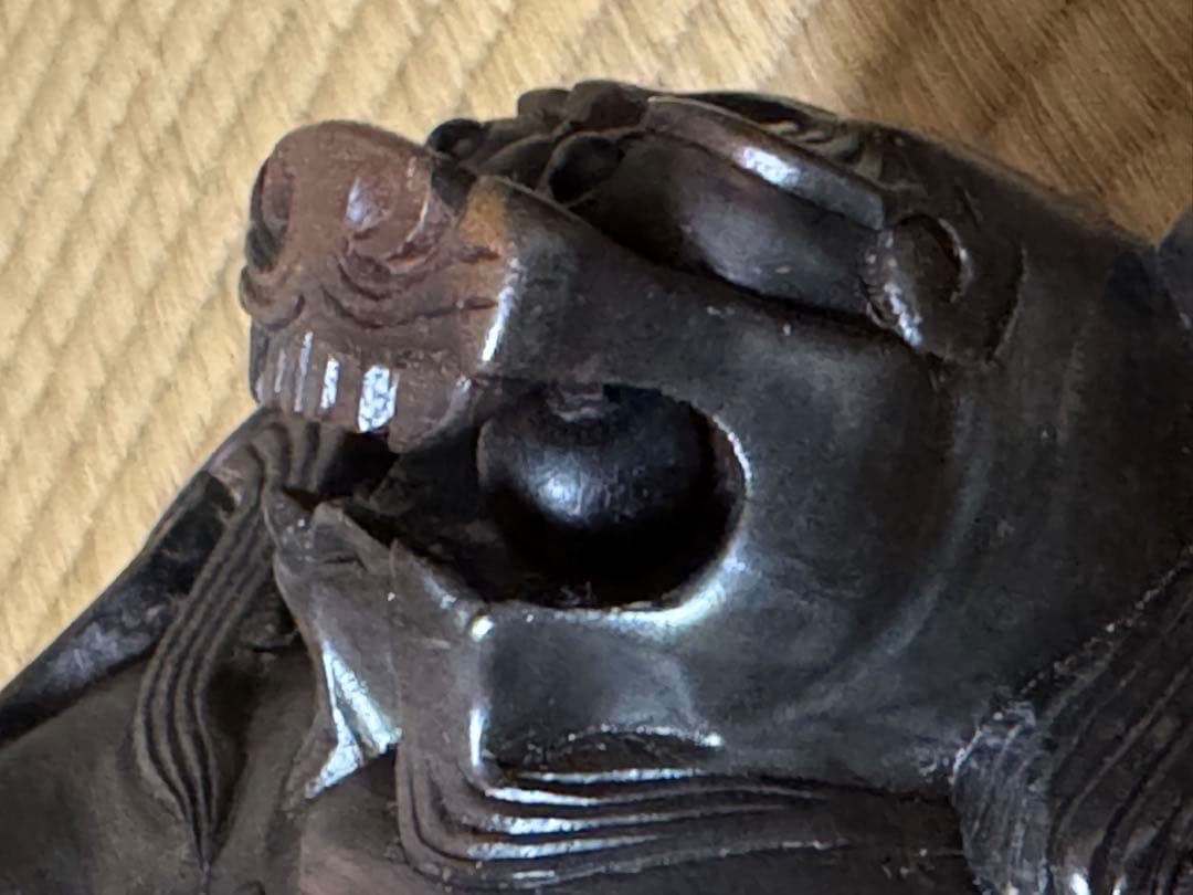 母のお茶道具の仲間たち 透かし彫り 沖縄シーサー 玉乗り唐獅子像木彫刻 2対