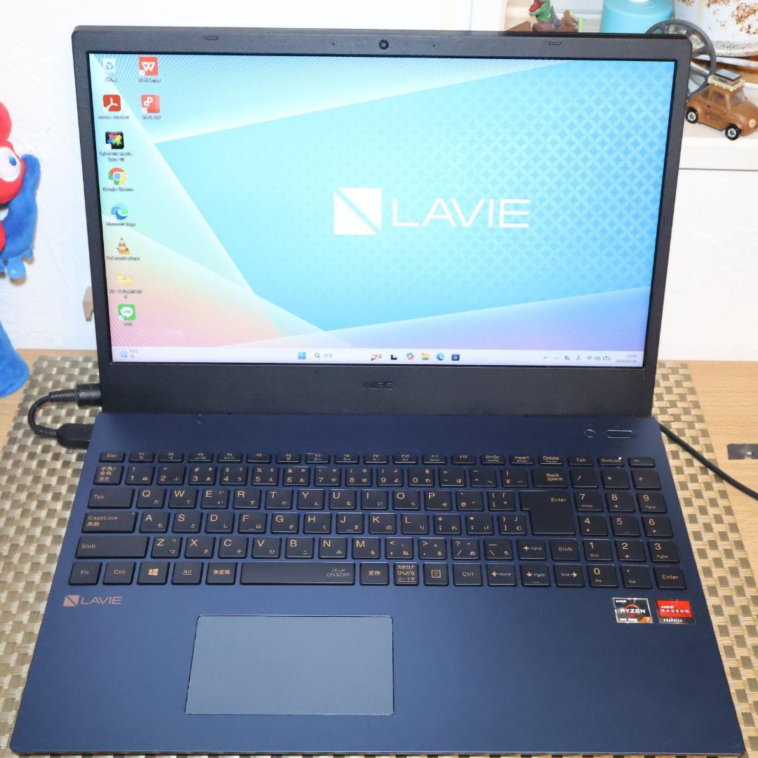 Win11公式対応Ryzen7/メ16GB/新品SSD/ブルーレイ/無線/カメラ