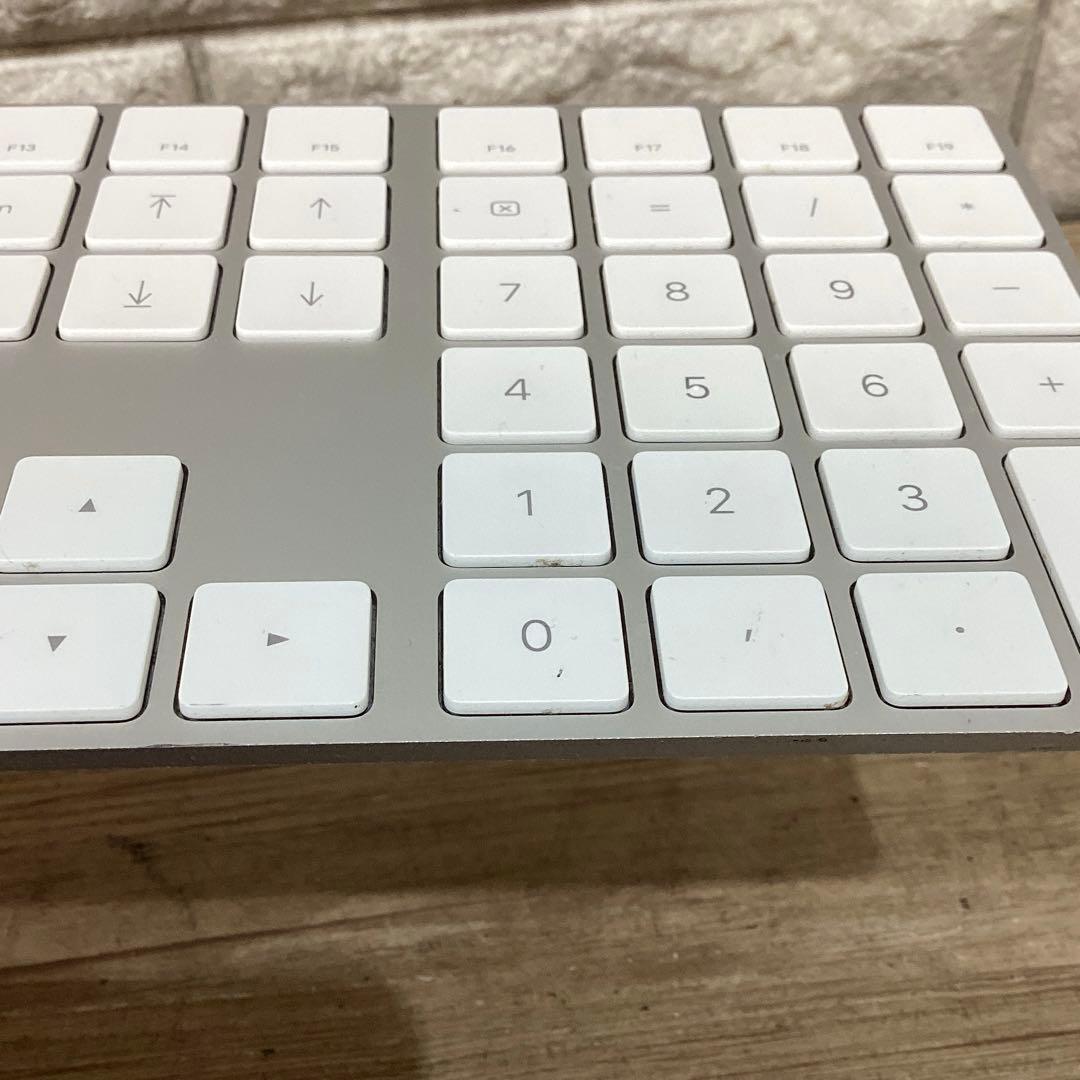Magic Keyboard（テンキー付き）