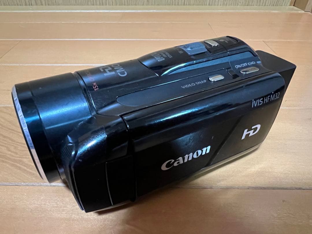 Canon HDビデオカメラ　iVIS HF M32 ブラック　付属品全てあり
