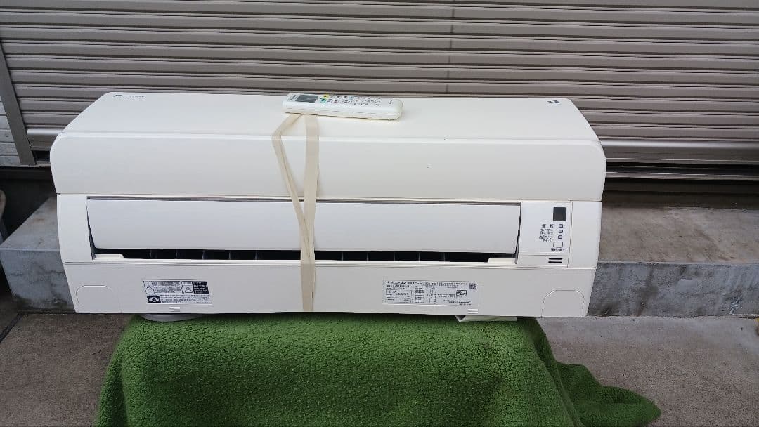 ダイキンエアコン本体セット 2020年 8帖タイプ 東京都東村山市、引取限定です