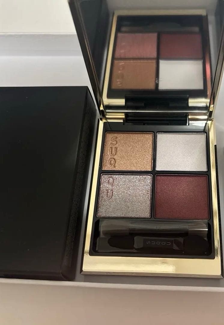 【総額¥30000】新品含む　アイシャドウ　リップ