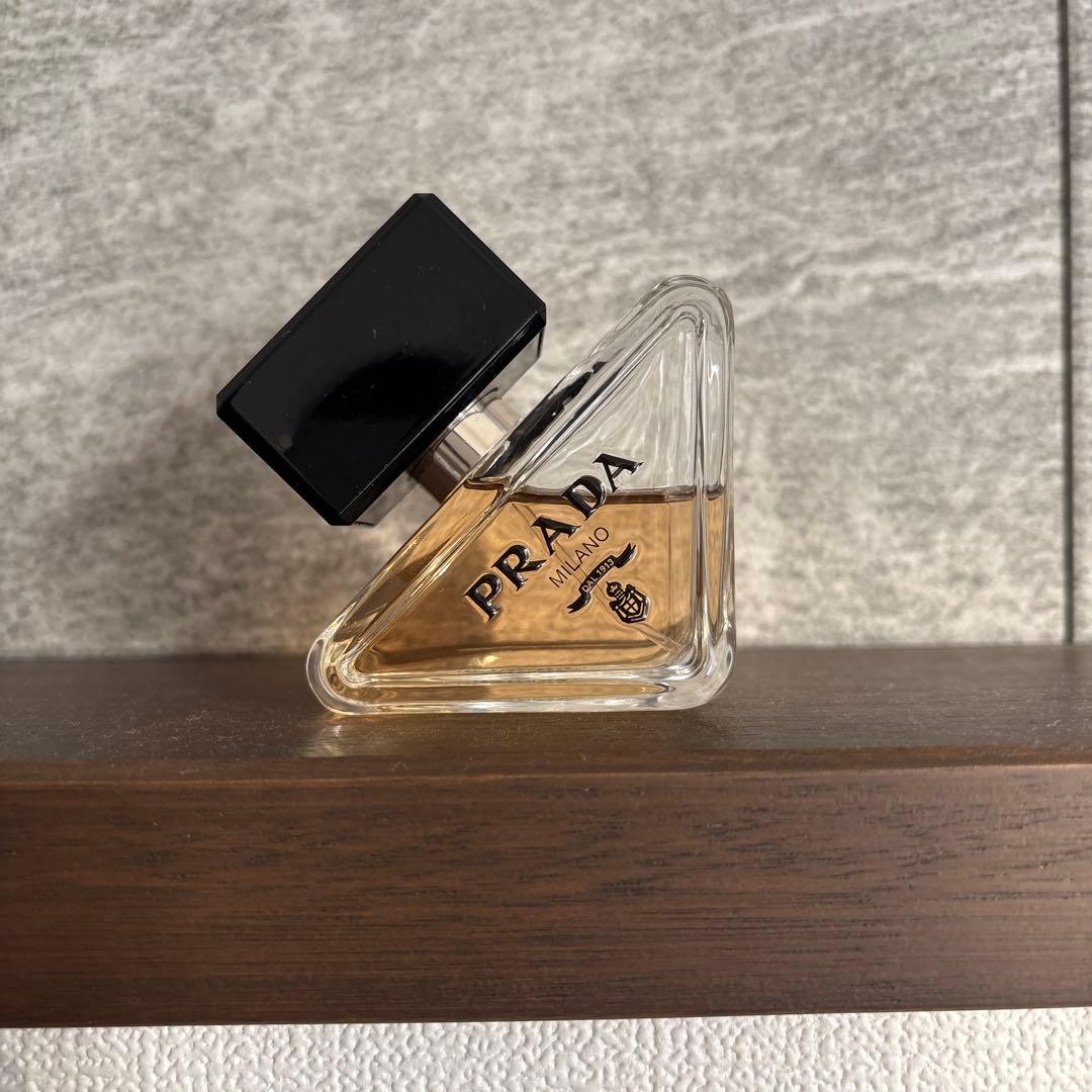 PRADA パラドックス 香水