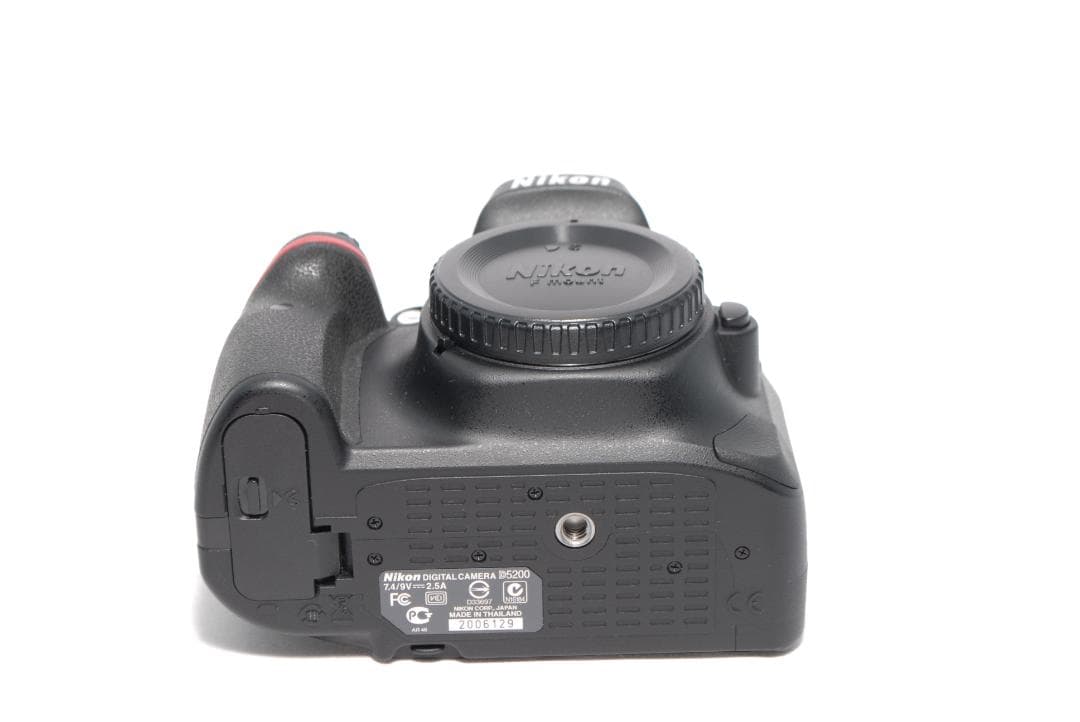 ✨NIKON D5200✨レンズキット✨初心者モデル✨手振れ補正付✨一眼レフ