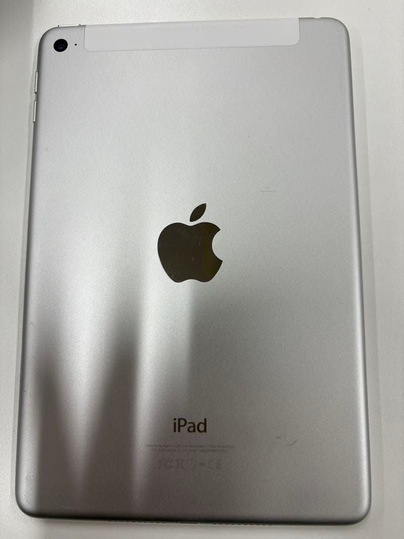 Apple iPad mini4シルバー 本体 32GB