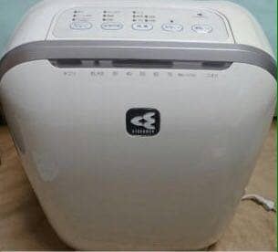 ダイキン 2011年 光クリエール 加湿空気清浄機 MCK55L 白