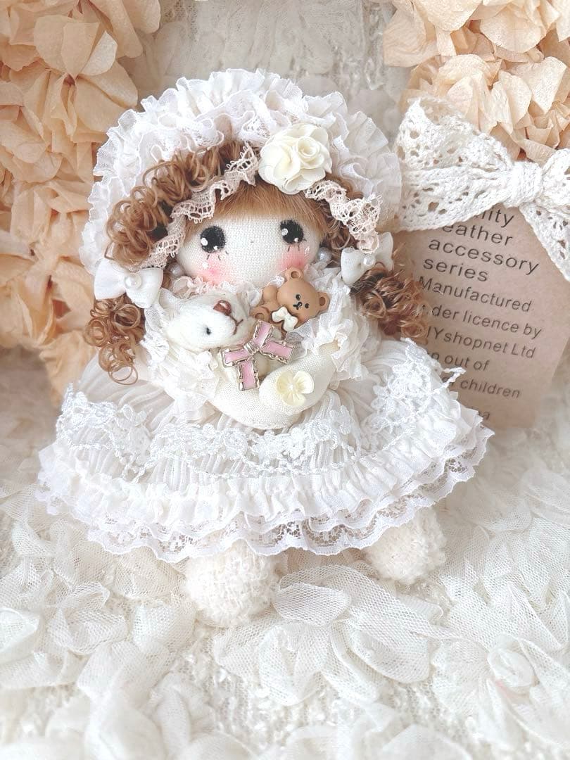 カントリードール♡ハンドメイド♡お人形♡ドールチャーム♡キーホルダー♡アイボリー