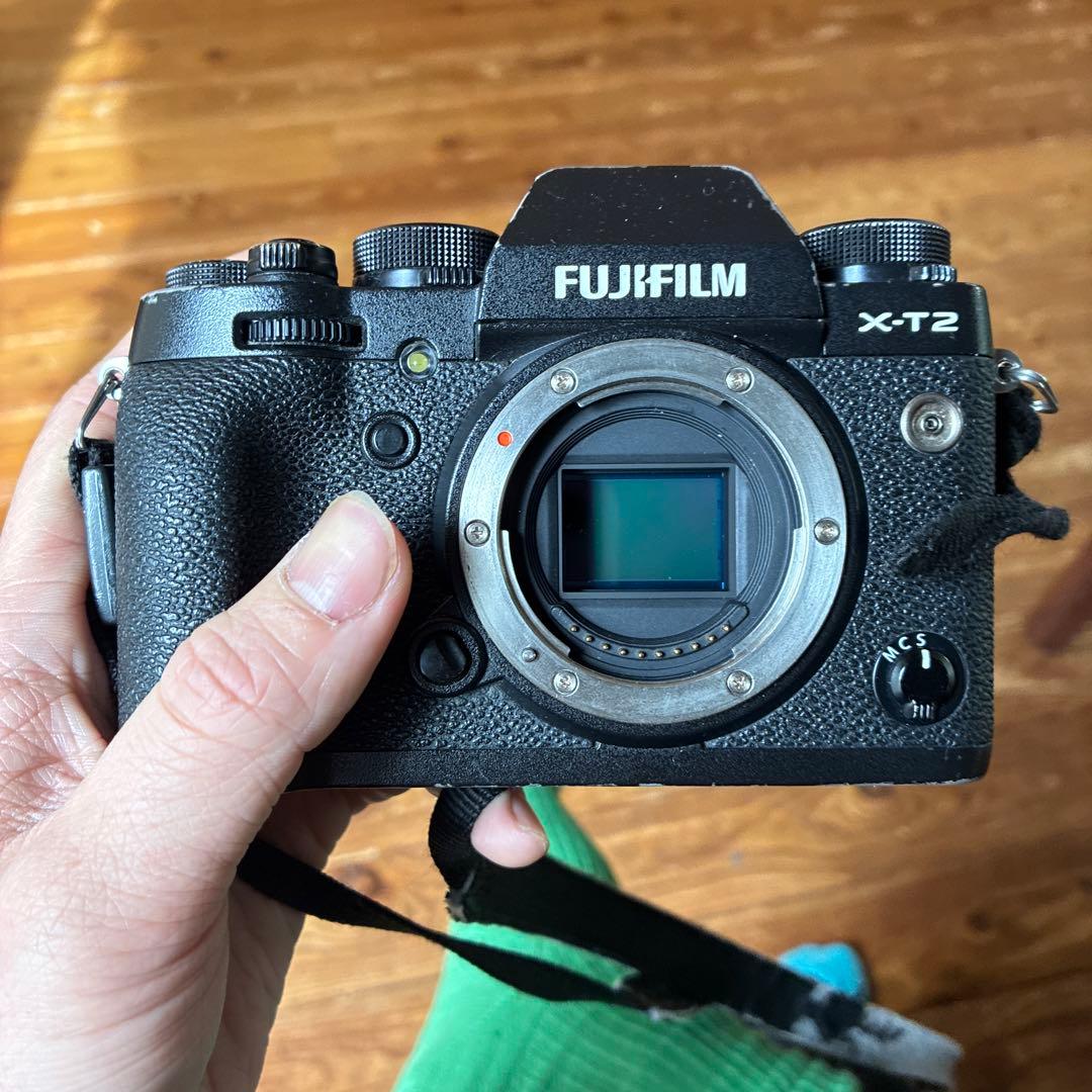 【鬼ジャンク】 X-T2 Fujifilm レンズ別売り