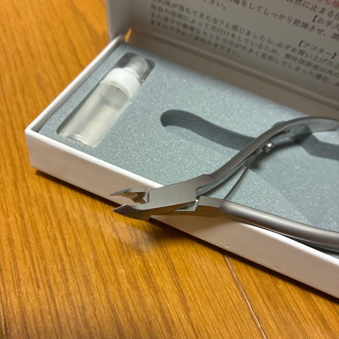 光　キューティクルニッパー　4ミリ